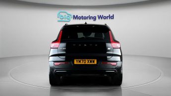 Volvo XC40 RECHARGE T4 R-DESIGN