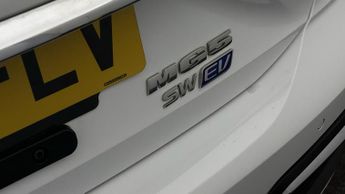 MG MG5 EXCLUSIVE