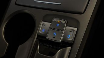 Hyundai KONA PREMIUM