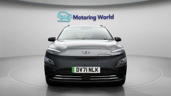 Hyundai KONA PREMIUM