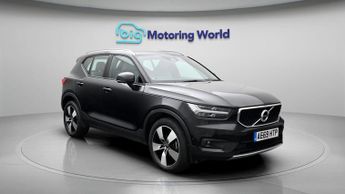 Volvo XC40 D3 MOMENTUM PRO