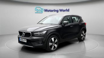 Volvo XC40 D3 MOMENTUM PRO