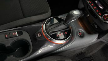 Nissan Juke DIG-T N-CONNECTA DCT
