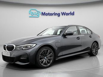 BMW 3 Series 330E M SPORT