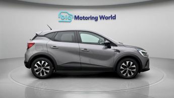 Renault Captur EVOLUTION E-TECH