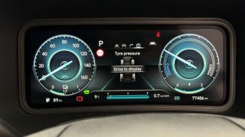 Hyundai KONA PREMIUM
