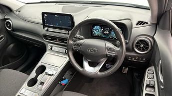Hyundai KONA PREMIUM