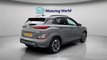 Hyundai KONA PREMIUM