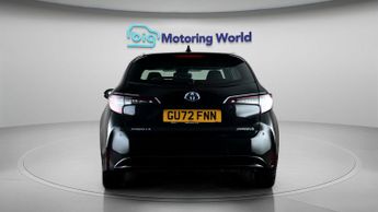 Toyota Corolla ICON TECH