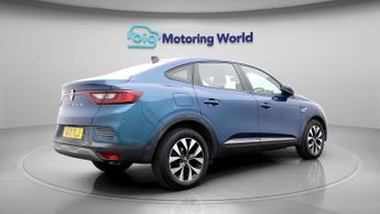 Renault Arkana ICONIC TCE EDC