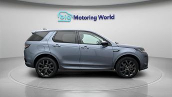 Land Rover Discovery Sport R-DYNAMIC SE