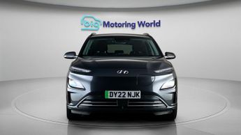 Hyundai KONA PREMIUM