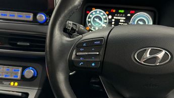 Hyundai KONA PREMIUM