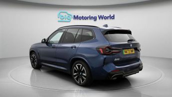 BMW iX3 M SPORT