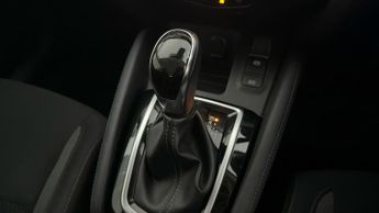 Nissan Qashqai DIG-T ACENTA PREMIUM DCT