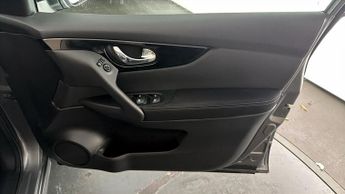Nissan Qashqai DIG-T ACENTA PREMIUM DCT