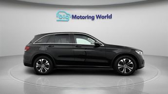Mercedes-Benz GLC GLC 220 D 4MATIC SPORT