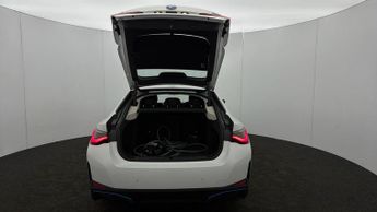 BMW i4 EDRIVE35 SPORT
