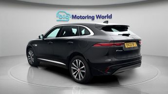 Jaguar F-PACE R-DYNAMIC SE