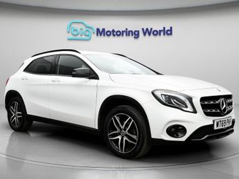 Mercedes-Benz GLA GLA 180 URBAN EDITION