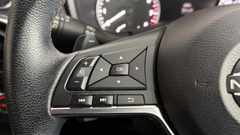 Nissan Juke DIG-T N-CONNECTA DCT