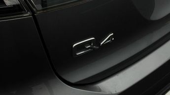 Audi Q4 e-tron S LINE