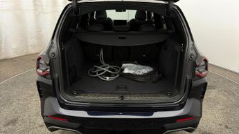 BMW iX3 M SPORT