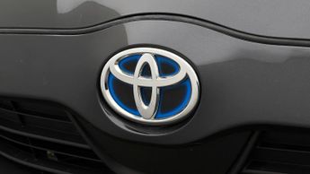 Toyota Yaris ICON