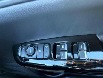 Kia Sportage 1.6 CRDi 4