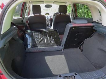 Ford Fiesta 1.4 Titanium Hatchback 5dr Petrol Automatic (154 g/km, 94 bhp)