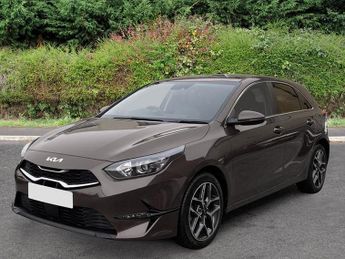 Kia Ceed 1.5 T-GDi ISG	 3