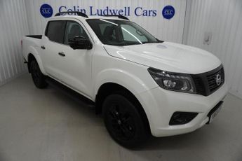 Nissan Navara 2.3 dCi N-Guard Pickup Double Cab 4dr Diesel Auto 4WD | Service 