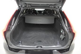 Volvo V90 2.0 D4 R-Design Estate 5dr Diesel Auto | Heated Seats + Steering