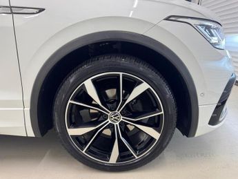 Volkswagen Tiguan 1.5 TSI R-Line SUV 5dr Petrol DSG | 1 Previous Owner | VW Servic