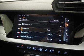 Audi A3 2.0 TDI 35 S line Sportback 5dr Diesel S Tronic | 1 Owner | Full