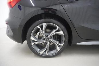 Audi A3 2.0 TDI 35 S line Sportback 5dr Diesel S Tronic | 1 Owner | Full