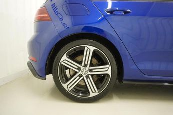 Volkswagen Golf 2.0 TSI R Hatchback 5dr Petrol DSG 4Motion | 1 Previous Owner | 