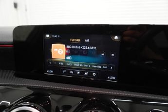 Mercedes-Benz A Class 1.3 A200 AMG Line Hatchback 5dr Petrol 7G-DCT | 1 Owner | Full M