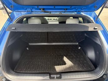 Kia EV4 81.4 kWh GT-LINE