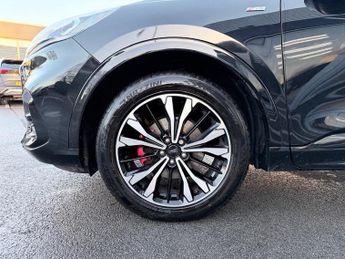 Ford Kuga 2.0 EcoBlue ST-Line X Edition SUV 5dr Diesel Auto AWD Euro 6 (s/