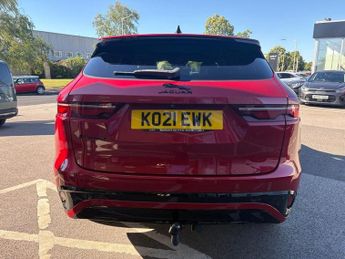 Jaguar F-PACE 2.0 P250i R-Dynamic HSE SUV 5dr Petrol Auto AWD Euro 6 (s/s) (25