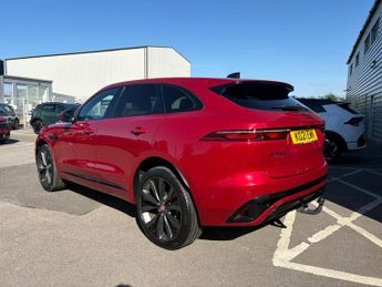 Jaguar F-PACE 2.0 P250i R-Dynamic HSE SUV 5dr Petrol Auto AWD Euro 6 (s/s) (25