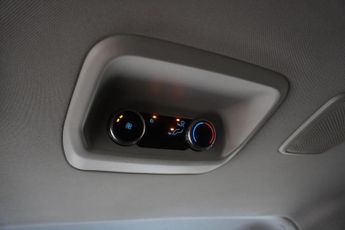 Ford Tourneo Custom 2.0 320 EcoBlue Titanium Luxe Minibus Double Cab 5dr Diesel Auto