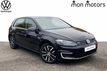 Volkswagen Golf e-Golf 136PS 1-speed automatic * 17 INCH ALLOYS * HEATED SEATS *