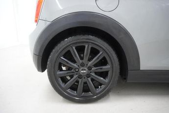 Mini Hatch 1.5 Cooper Hatchback 3dr Petrol Steptronic Euro 6 (s/s) (136 ps)