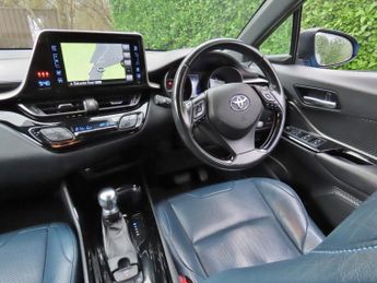 Toyota C-HR 1.8 VVT-h Design SUV 5dr Petrol Hybrid CVT Euro 6 (s/s) (122 ps)