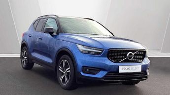 Volvo XC40 R-Design T3 manual (Rear Park Assist Heated Seats Tinted Windows