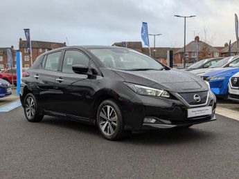 Nissan Leaf 40kWh Acenta Hatchback 5dr Electric Auto (150 ps)