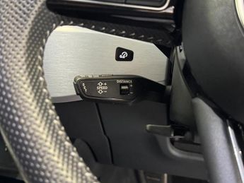 Audi A4 Avant 2.0 TDI 30 S line Estate 5dr Diesel S Tronic | Audi Service Hist