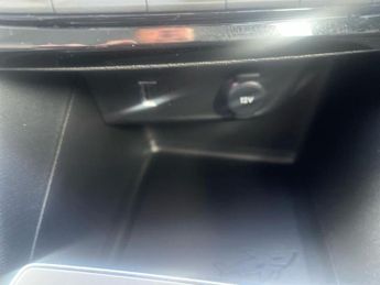 Vauxhall MOKKA 100kW Design 50kWh 5dr Auto